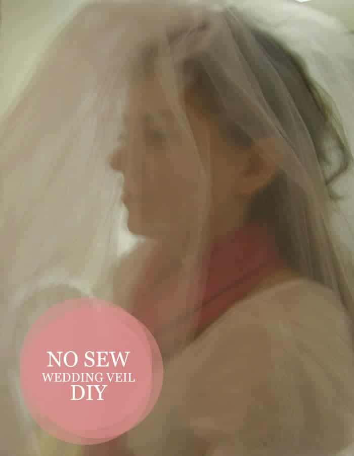 Texas Wedding Blogger, Kiss My Tulle, shares how to create your own NO SEW wedding veil. It can be done and it can be awesome… and it can be inexpensive.