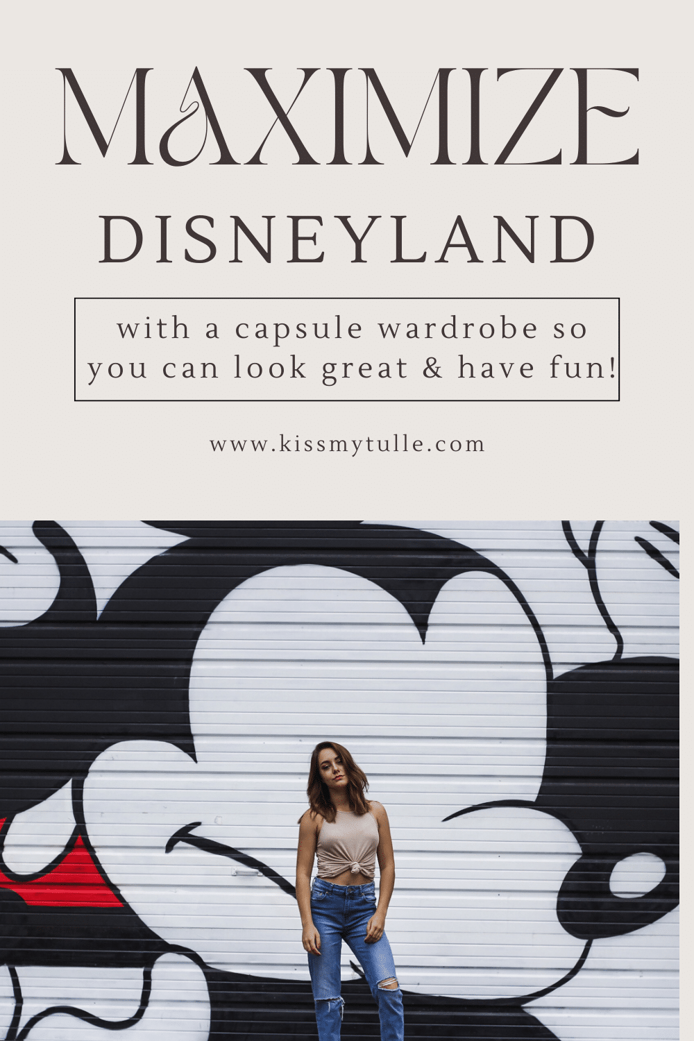 Planning your Disneyland trip and don't know what to pack? Here's how to maximize your trip to Disneyland with a capsule wardrobe!